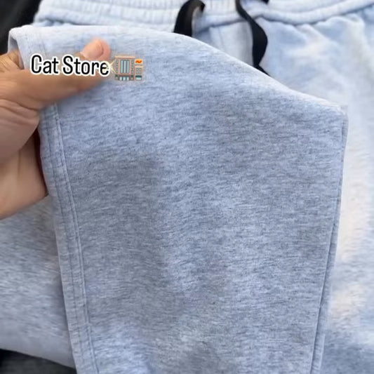 Soft and smooth pants in black 🖤 and white 🤍