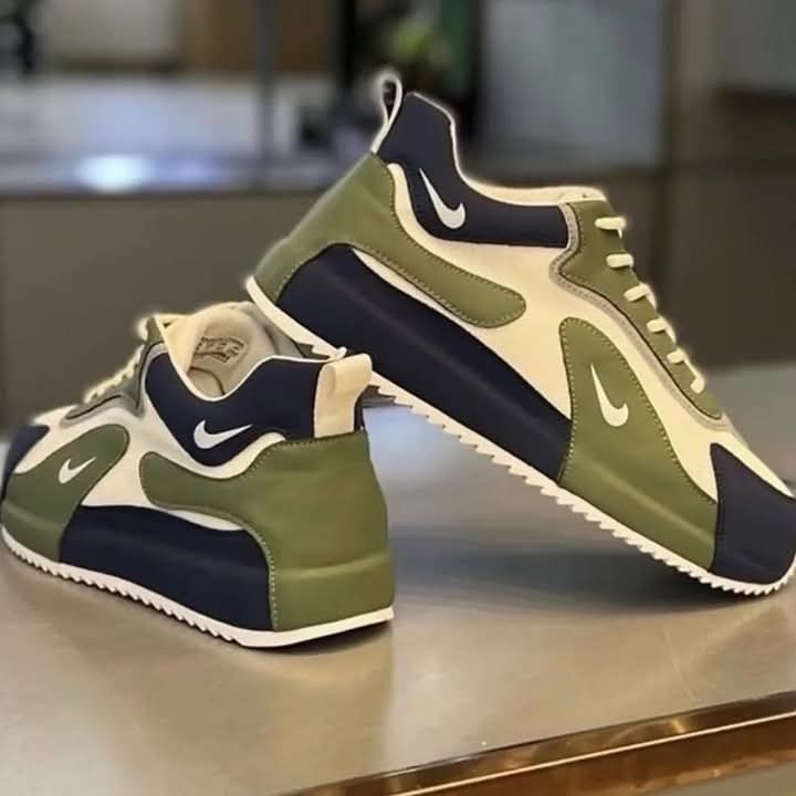 Stylish nike shoes in different colours.