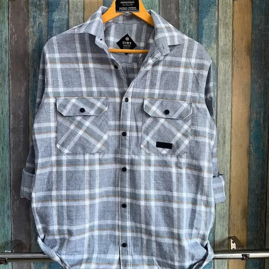 Tranding festival shirt in gray color.
