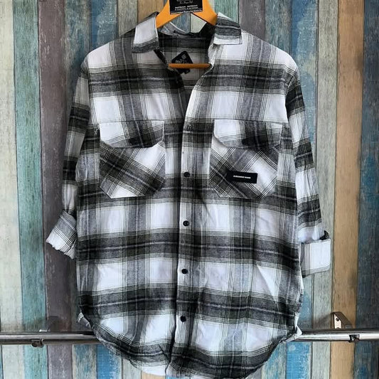 Comfortable and soft shirt for men.