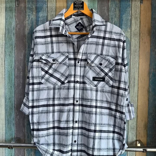 Best check shirt in all sizes for men.